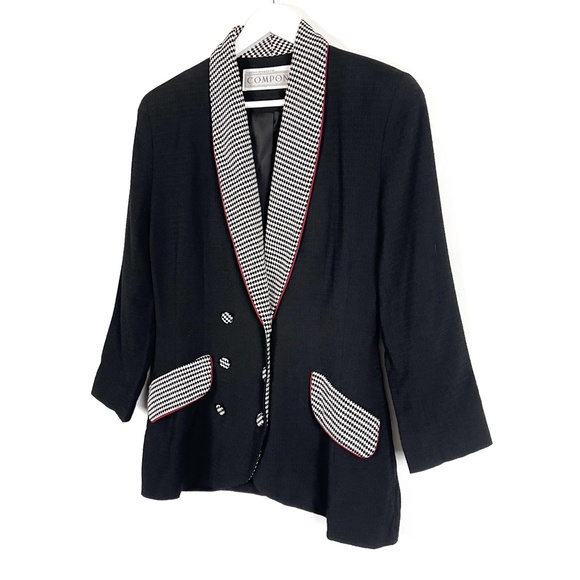 Black Fitted Blazer with Checkered Collar and Buttons - Picture 2 of 8